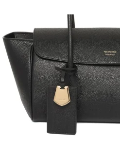 East West M tote bag