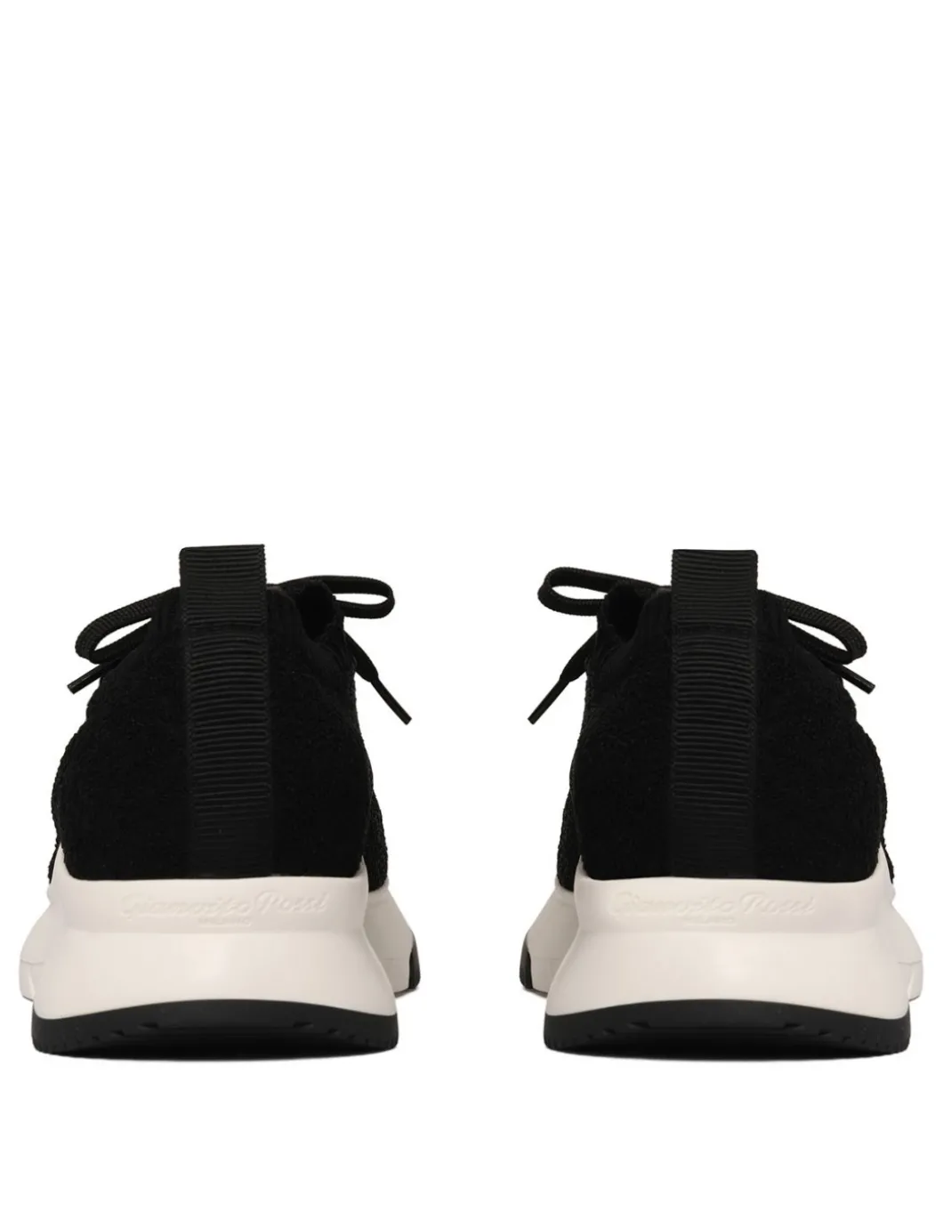 Glover black sneakers