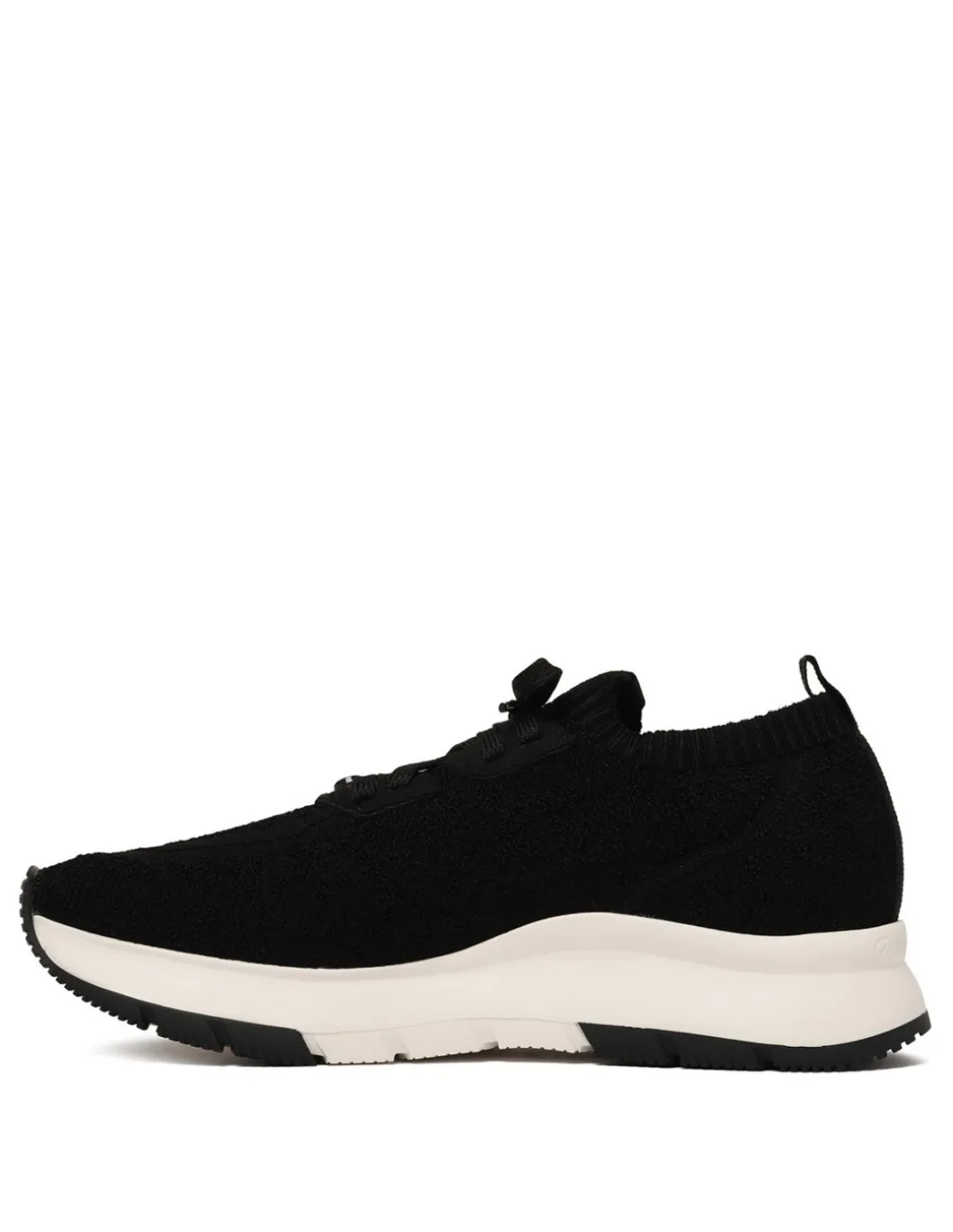 Glover black sneakers