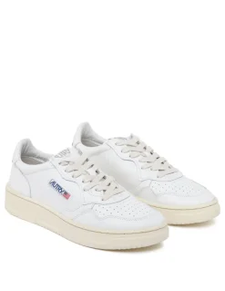 01 leather sneakers