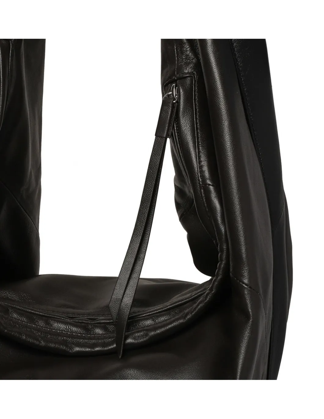 Scarf bag in leather